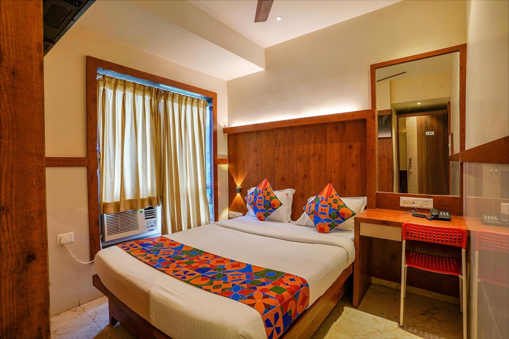 Fabexpress Super 7 Inn - Nr Rabale Station Navi Mumbai Kültér fotó