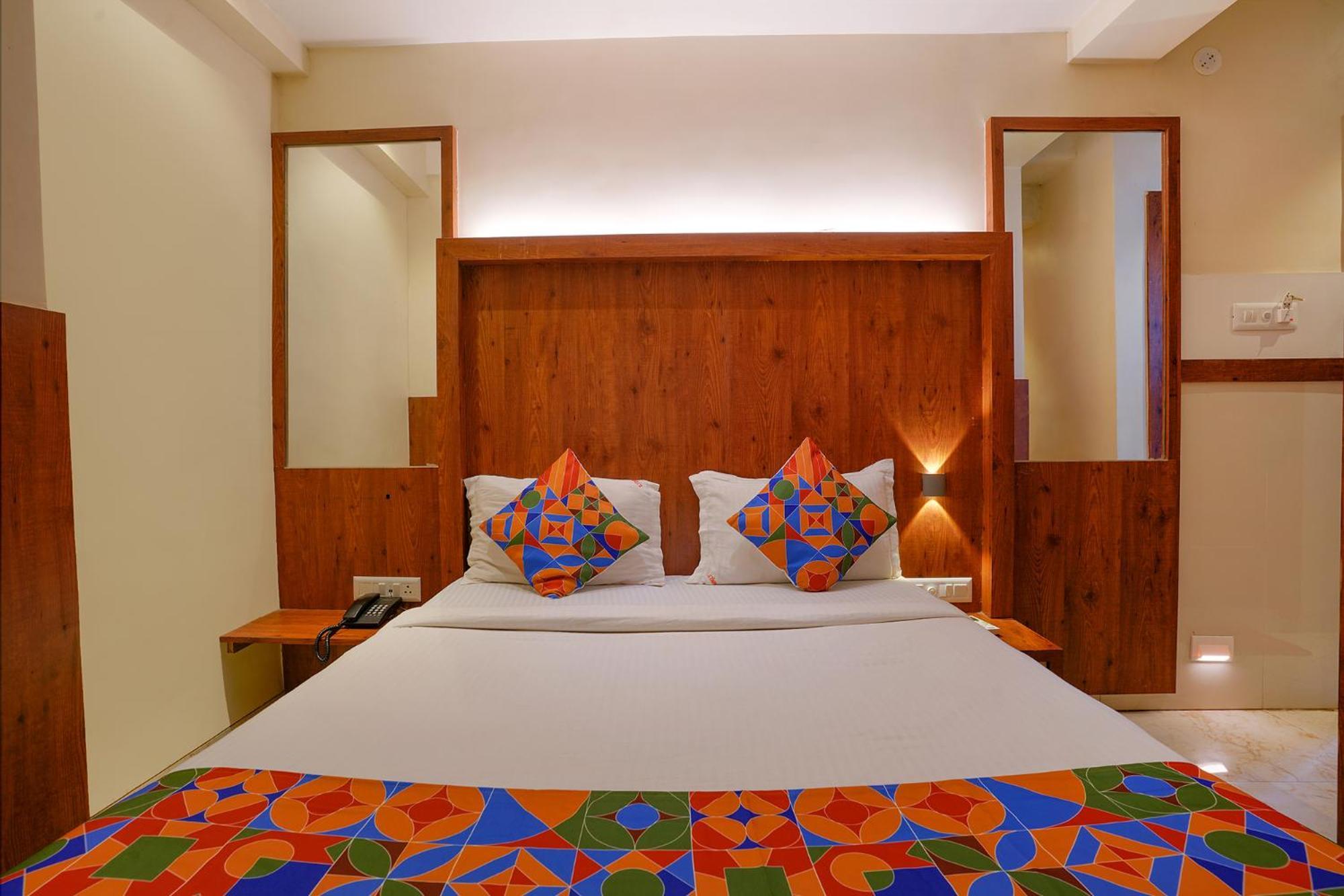 Fabexpress Super 7 Inn - Nr Rabale Station Navi Mumbai Kültér fotó